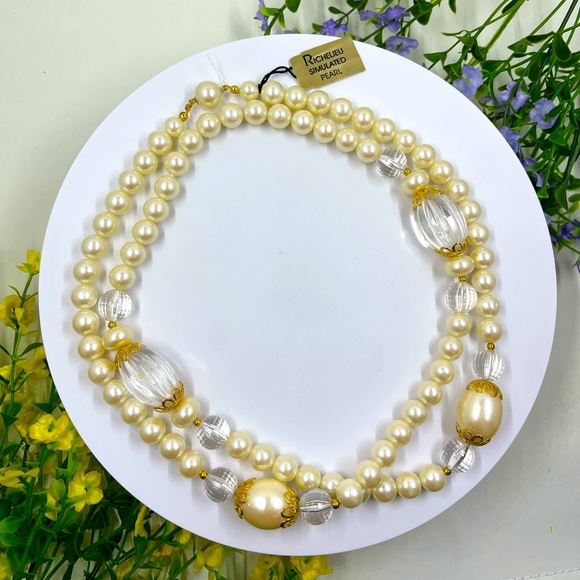 Richelieu NWT Extra Long Simulated Pearl 34 Inch Necklace - Picture 1 of 6